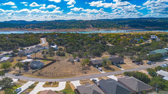 639 Hummingbird Hill, Canyon Lake, TX 78133