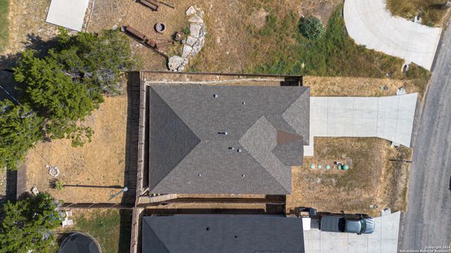 639 Hummingbird Hill, Canyon Lake, TX 78133