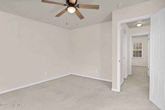 332 Bracken Place, Jacksonville, NC 28540