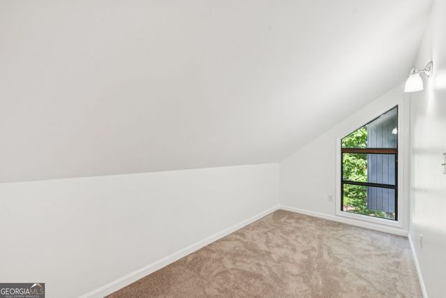 5623 High Harbor Point, Gainesville, GA 30504