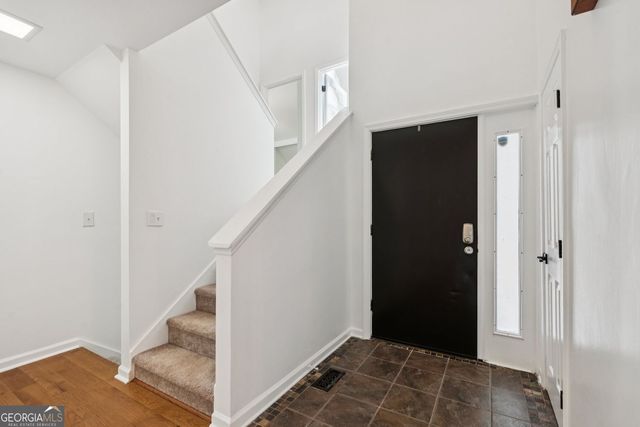 5623 High Harbor Point, Gainesville, GA 30504