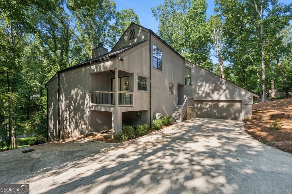 5623 High Harbor Point, Gainesville, GA 30504