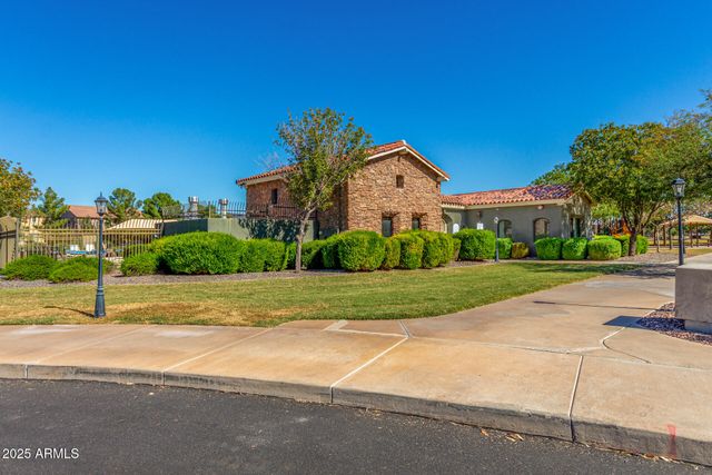 42068 W ARVADA Court, Maricopa, AZ 85138