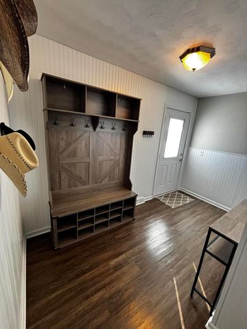 1062 Vanarsdall Road, Harrodsburg, KY 40330