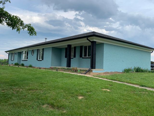 1062 Vanarsdall Road, Harrodsburg, KY 40330