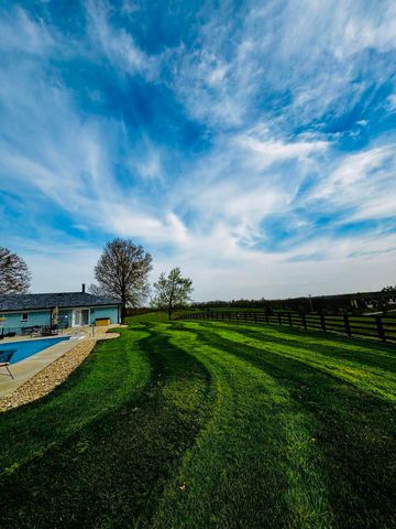 1062 Vanarsdall Road, Harrodsburg, KY 40330