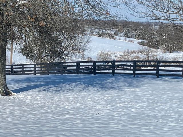 1062 Vanarsdall Road, Harrodsburg, KY 40330