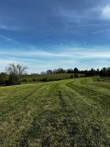 1062 Vanarsdall Road, Harrodsburg, KY 40330