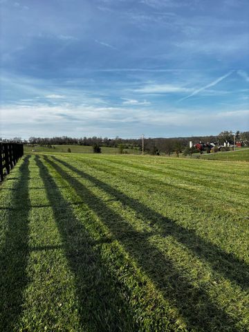 1062 Vanarsdall Road, Harrodsburg, KY 40330