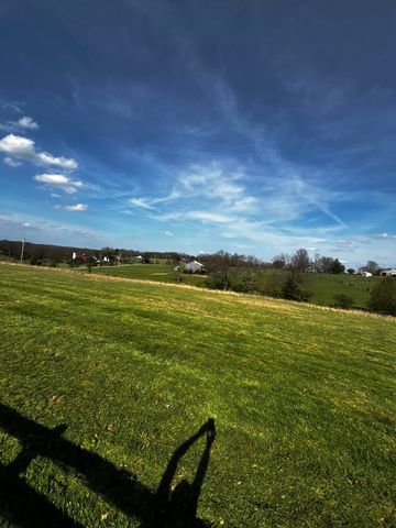 1062 Vanarsdall Road, Harrodsburg, KY 40330