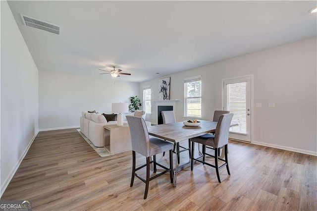 252 Chiswick Loop, Stockbridge, GA 30281