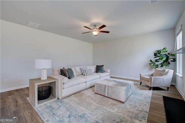 252 Chiswick Loop, Stockbridge, GA 30281