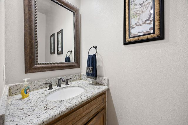 1022 Mcdaniel Drive, Magnolia, TX 77354