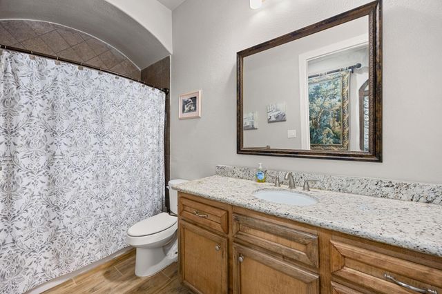 1022 Mcdaniel Drive, Magnolia, TX 77354
