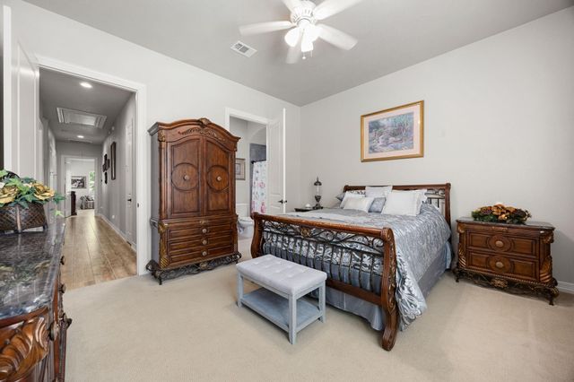 1022 Mcdaniel Drive, Magnolia, TX 77354