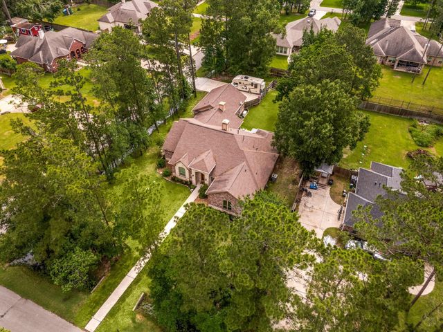 1022 Mcdaniel Drive, Magnolia, TX 77354
