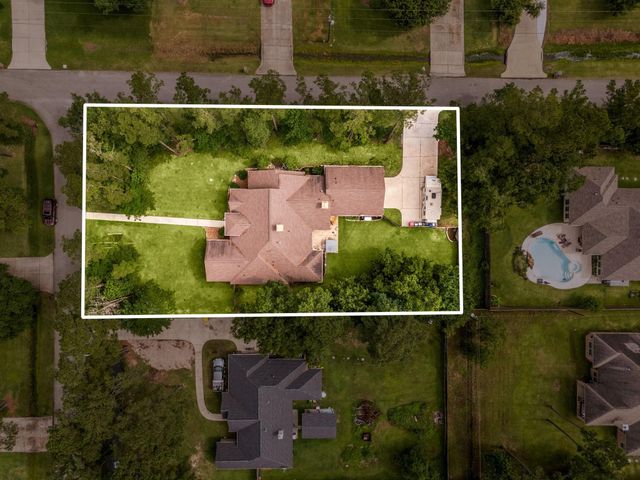 1022 Mcdaniel Drive, Magnolia, TX 77354