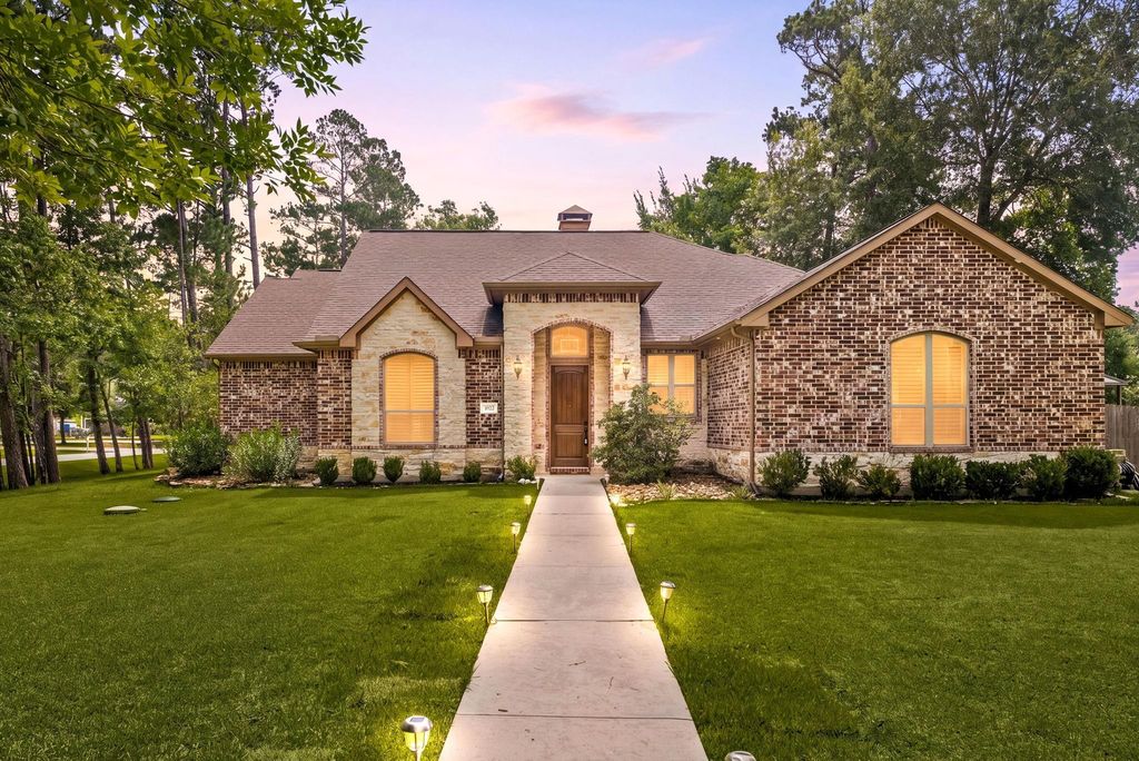 1022 Mcdaniel Drive, Magnolia, TX 77354