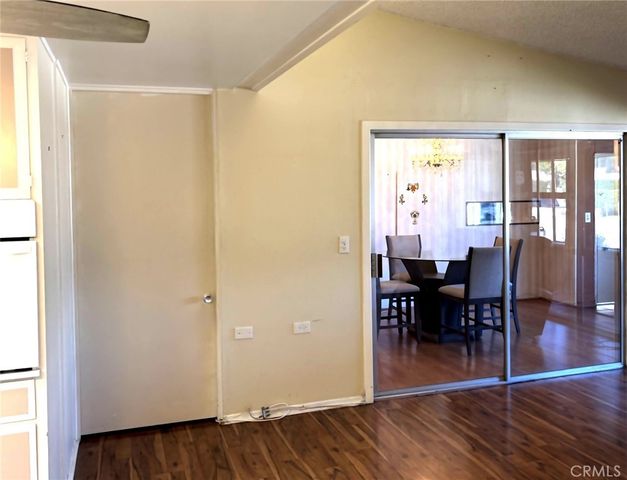 1075 Brookline Road M9-220E, Seal Beach, CA 90740