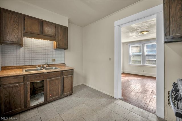 7909 Goodman Avenue, Cleveland, OH 44105