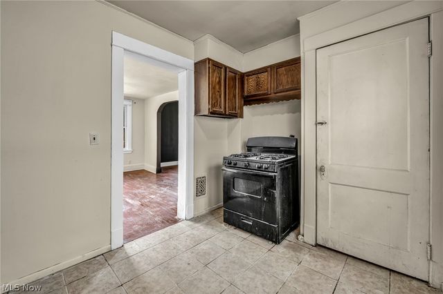 7909 Goodman Avenue, Cleveland, OH 44105