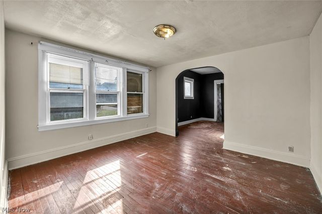 7909 Goodman Avenue, Cleveland, OH 44105