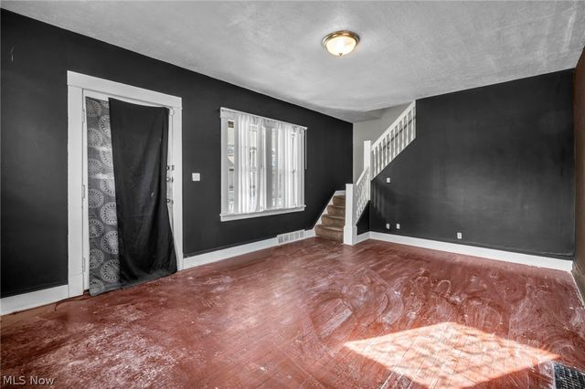 7909 Goodman Avenue, Cleveland, OH 44105