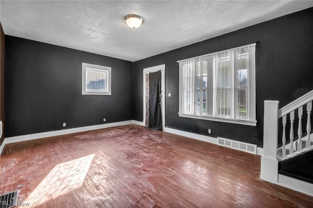 7909 Goodman Avenue, Cleveland, OH 44105