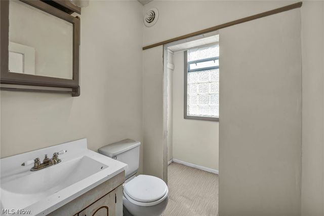 7909 Goodman Avenue, Cleveland, OH 44105