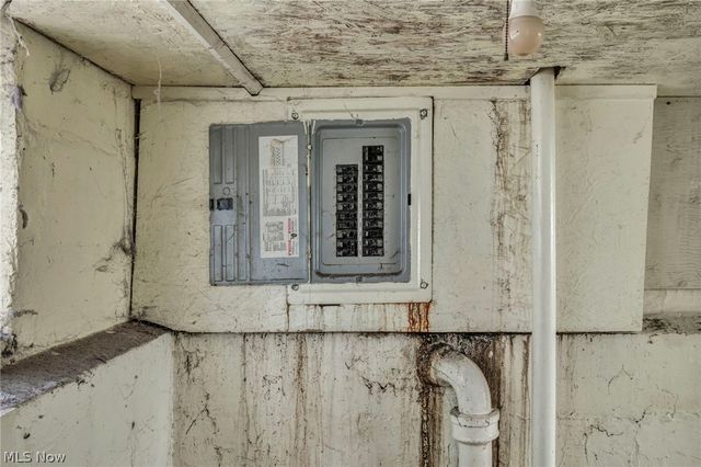 7909 Goodman Avenue, Cleveland, OH 44105