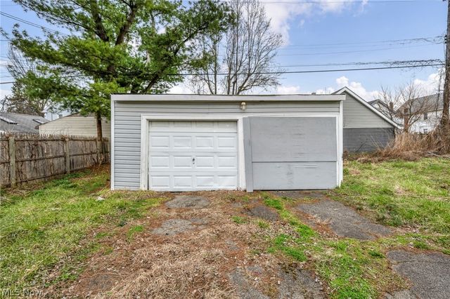 7909 Goodman Avenue, Cleveland, OH 44105