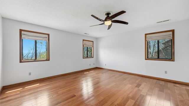 6840 Hampton Wood Circle, Hixson, TN 37343