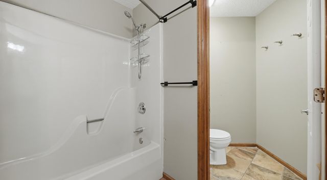 6840 Hampton Wood Circle, Hixson, TN 37343