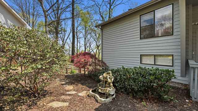 6840 Hampton Wood Circle, Hixson, TN 37343