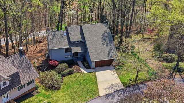 6840 Hampton Wood Circle, Hixson, TN 37343