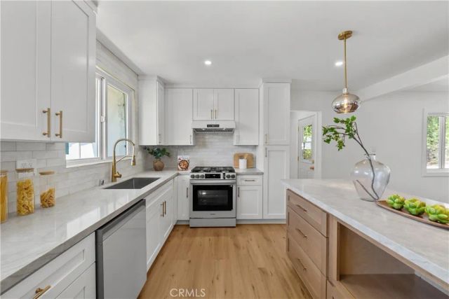 17439 Donmetz, Granada Hills, CA 91344