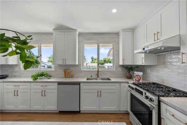 17439 Donmetz, Granada Hills, CA 91344
