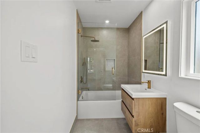 17439 Donmetz, Granada Hills, CA 91344