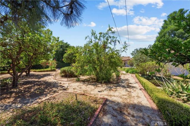 17439 Donmetz, Granada Hills, CA 91344