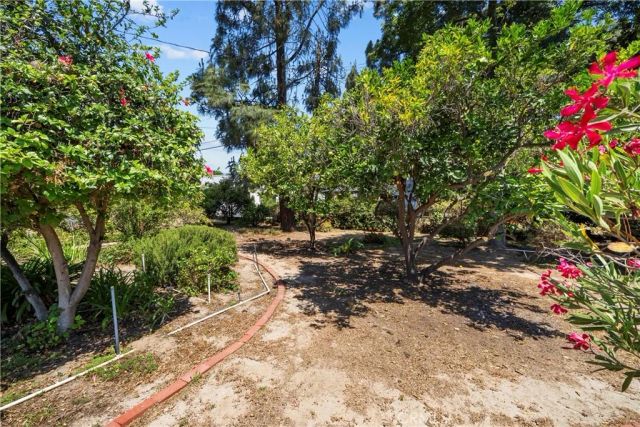 17439 Donmetz, Granada Hills, CA 91344