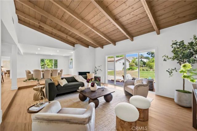 17439 Donmetz, Granada Hills, CA 91344