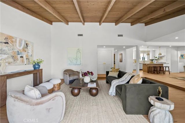 17439 Donmetz, Granada Hills, CA 91344