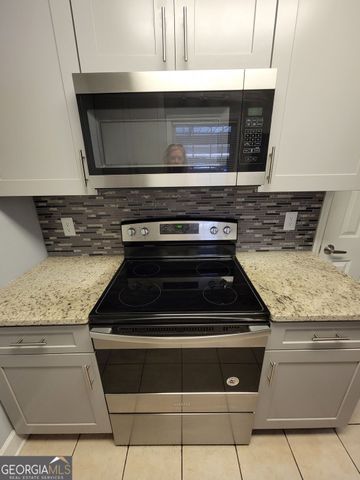 217 Chads Ford Way, Roswell, GA 30076