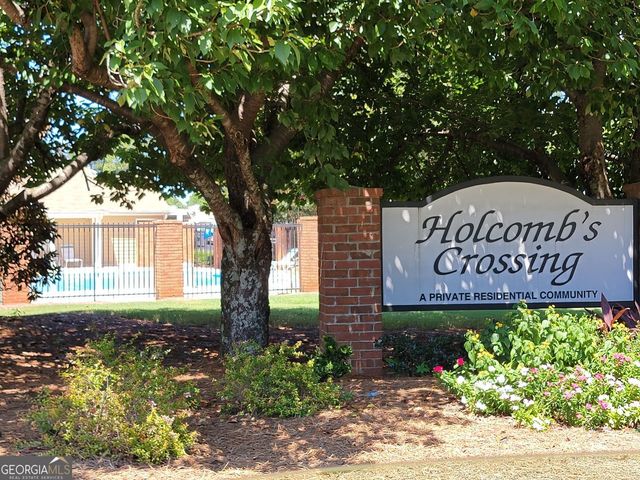 217 Chads Ford Way, Roswell, GA 30076