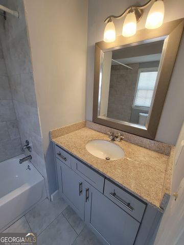 217 Chads Ford Way, Roswell, GA 30076