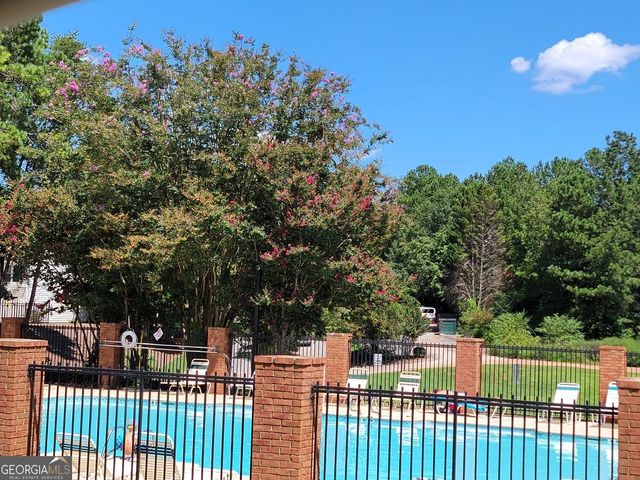 217 Chads Ford Way, Roswell, GA 30076