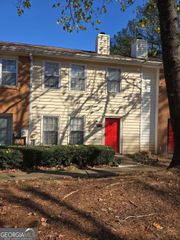 217 Chads Ford Way, Roswell, GA 30076
