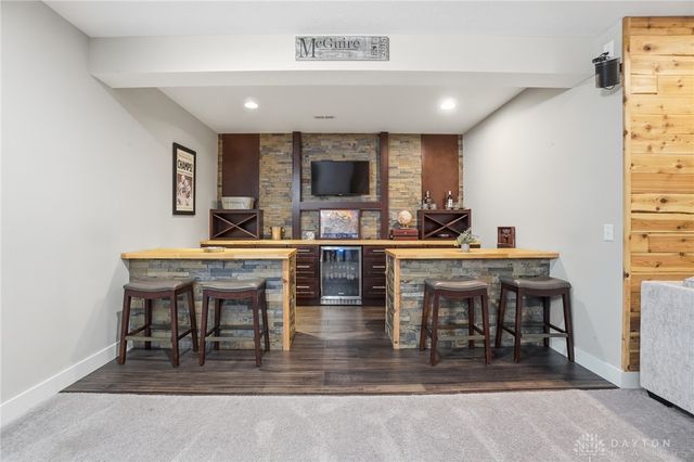 1127 Chambrey Court, Clearcreek Twp, OH 45458