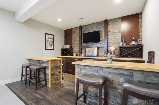 1127 Chambrey Court, Clearcreek Twp, OH 45458