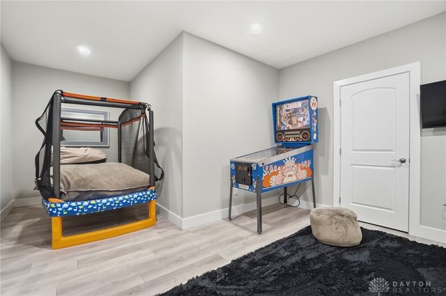 1127 Chambrey Court, Clearcreek Twp, OH 45458